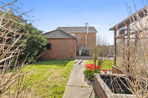 Photo 34- click for photo gallery